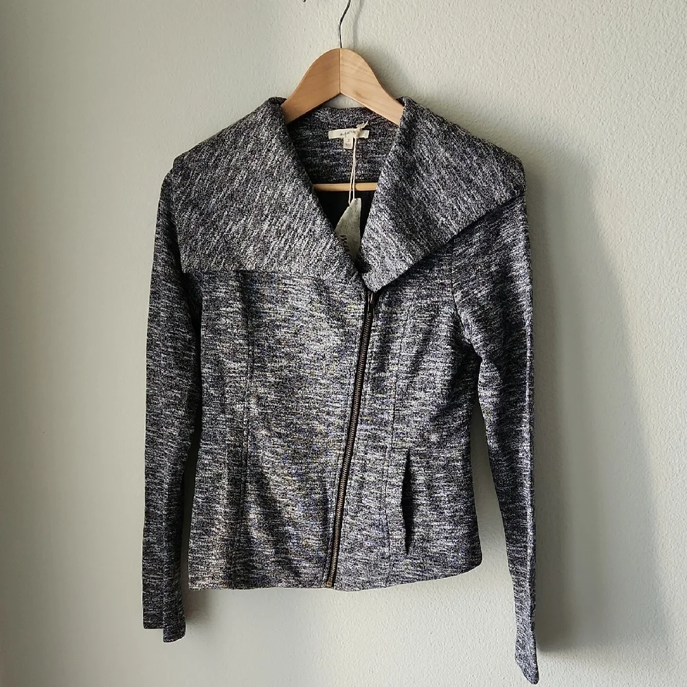 Mystree Textured Gray Knit Jacket Blazer Asymmetric Zip Drape Collar Sz S NWT